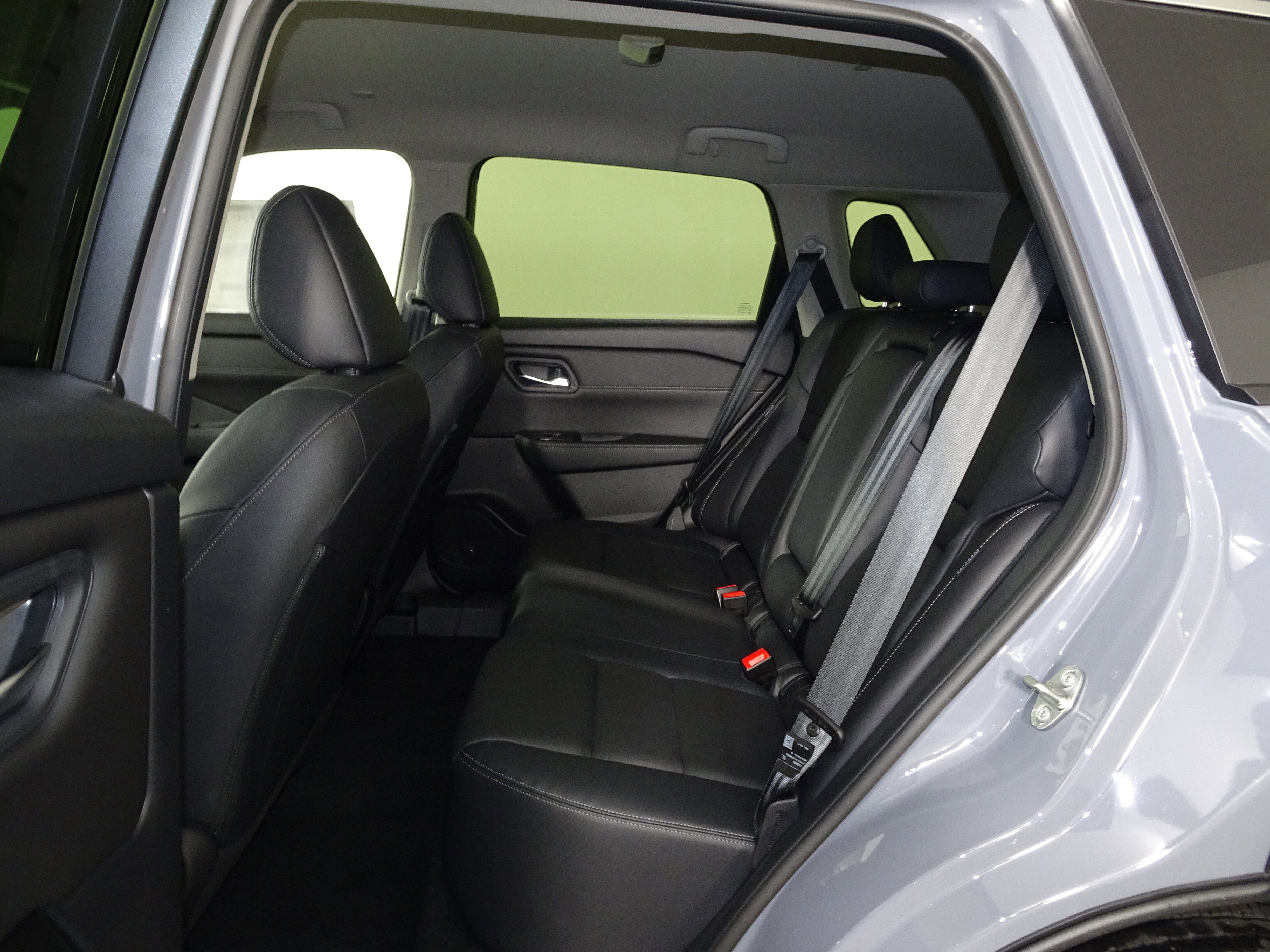 New 2025 Nissan Rogue SL image 7