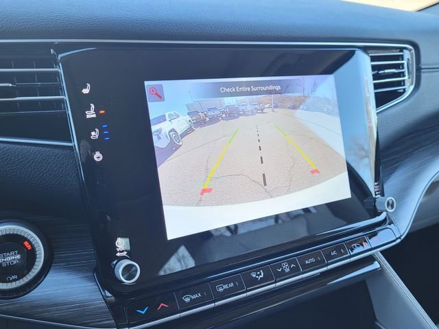 Used 2024 Jeep Wagoneer Series III w/ Premium Group I image 17