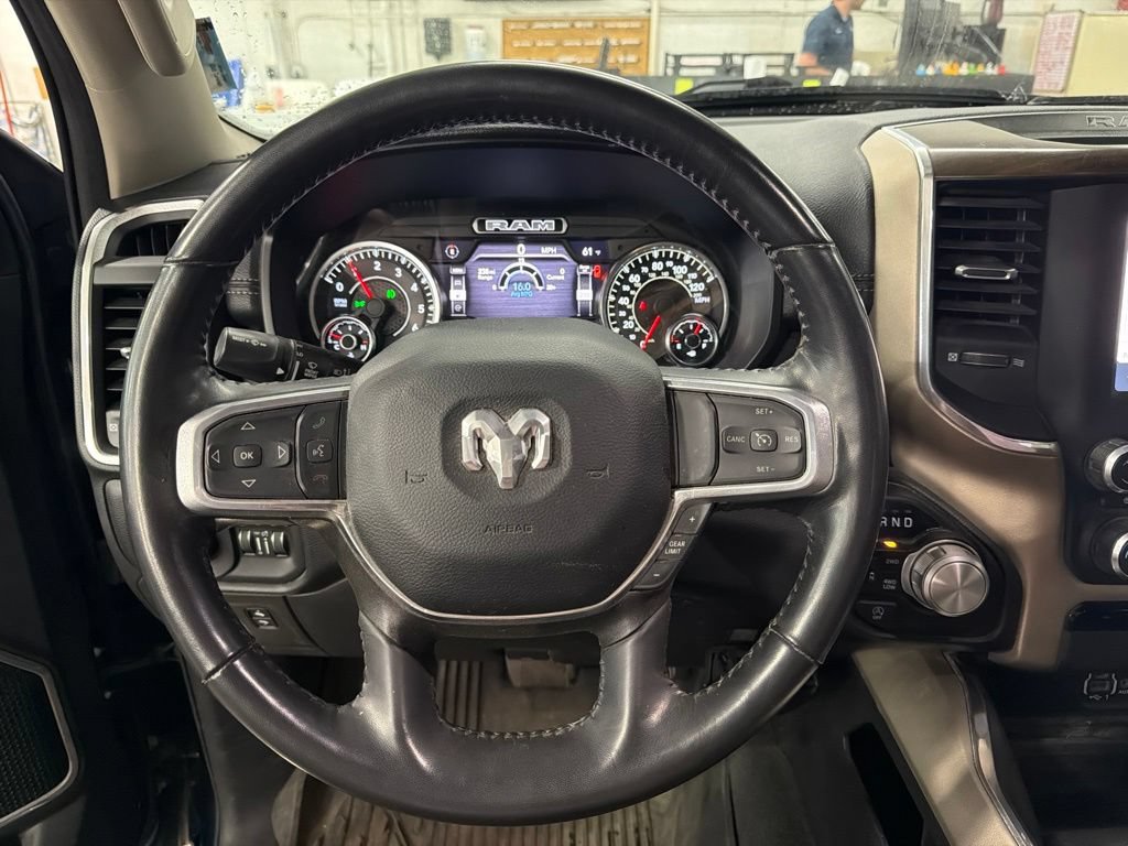 Used 2022 RAM 1500 Laramie AWD/4WD image 4