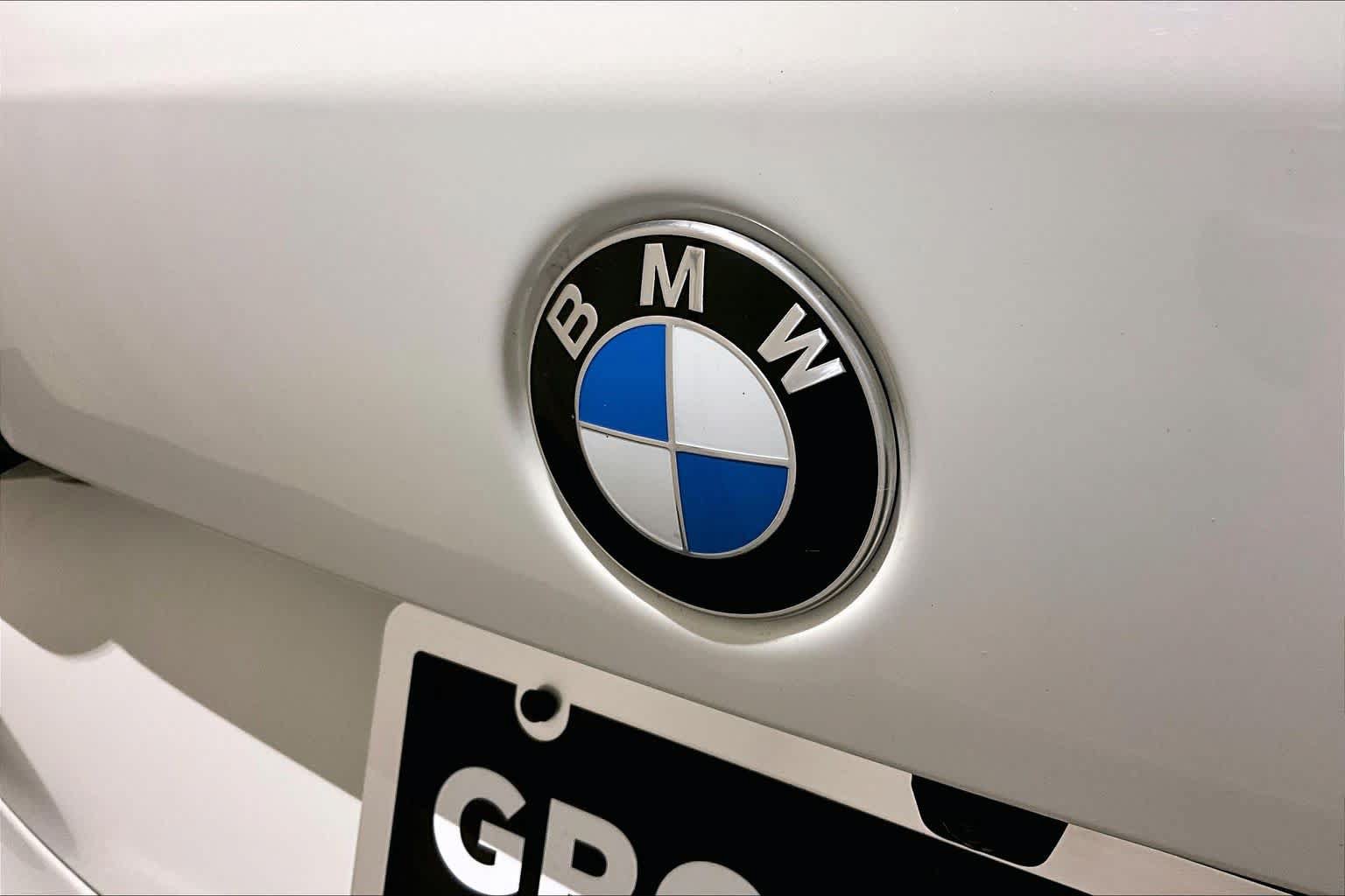 Certified 2024 BMW X5 xDrive40i w/ Premium Package AWD/4WD image 32