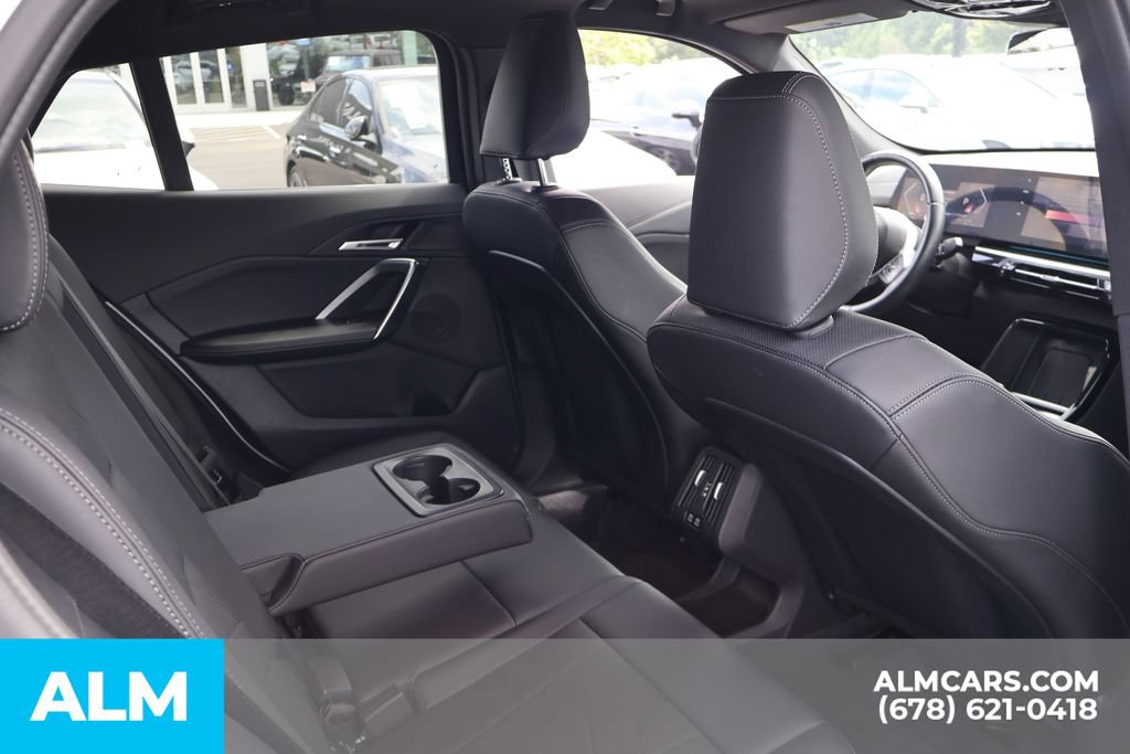 Used 2025 BMW X2 xDrive28i AWD/4WD image 26