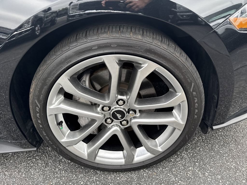 Used 2020 Ford Mustang GT Premium w/ Equipment Group 401A RWD image 12