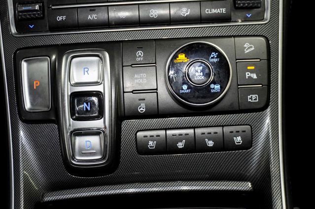 Used 2022 Hyundai Santa Fe Limited image 19