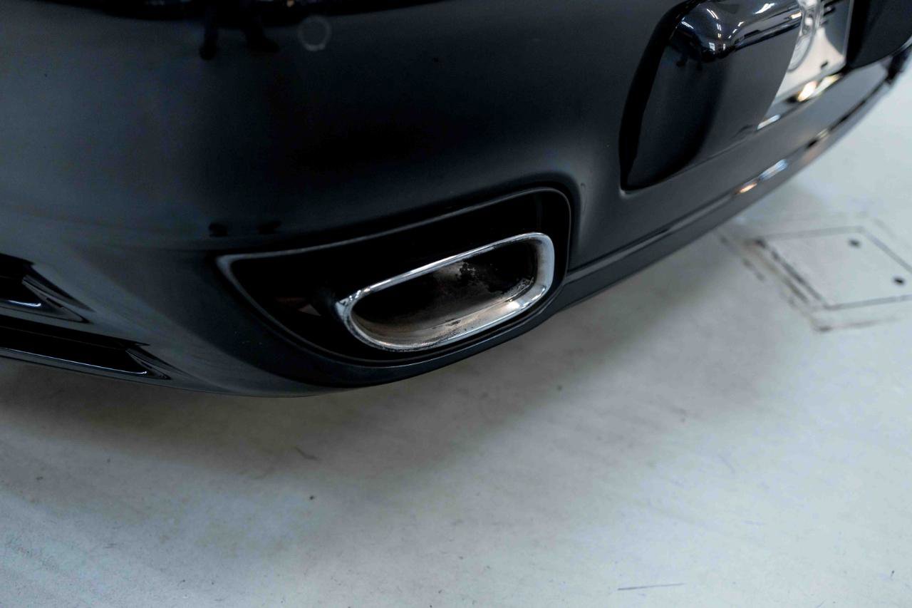 Used 2011 Porsche 911 Turbo S image 29