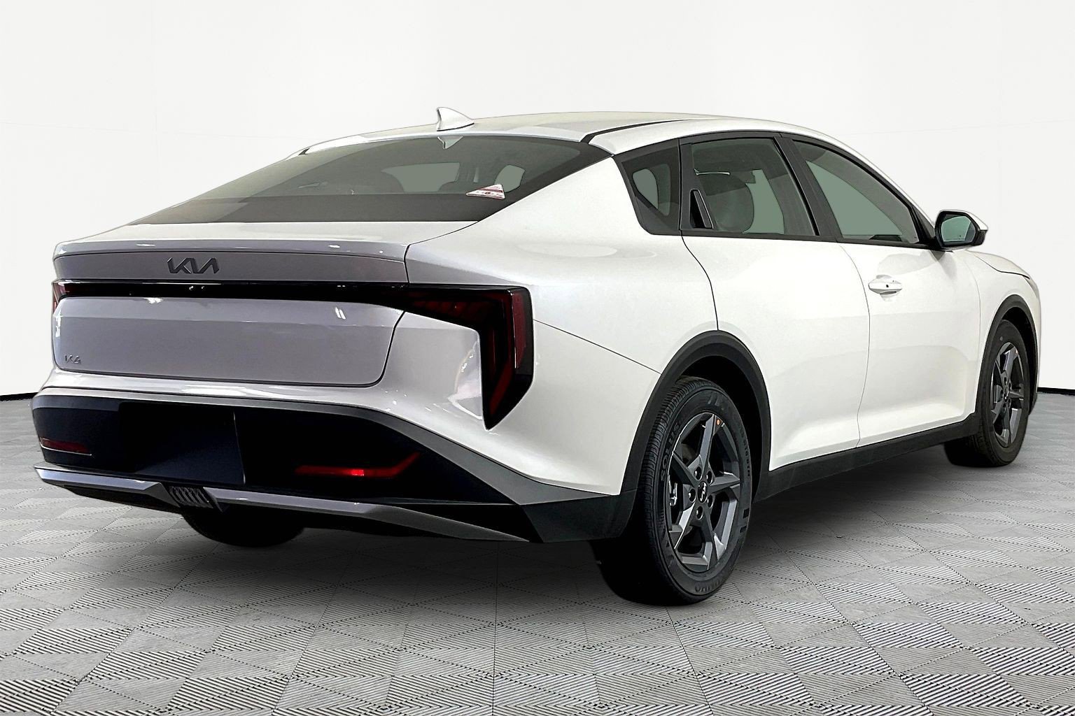 New 2026 Kia K4 LXS image 7