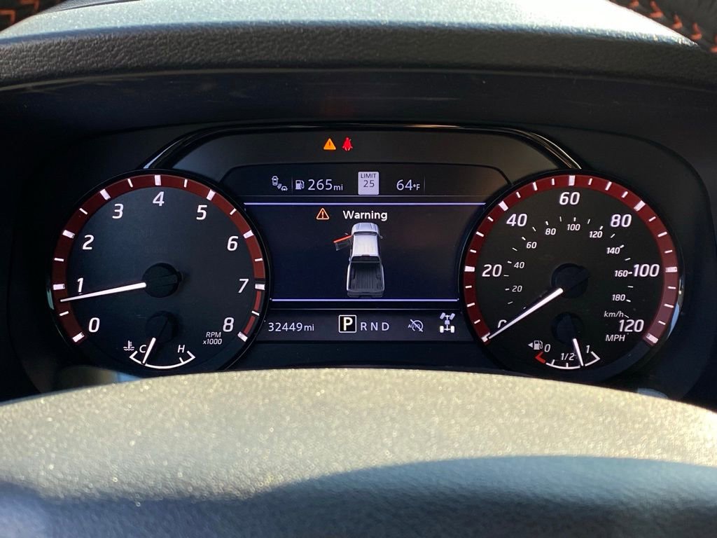 Used 2023 Nissan Frontier PRO-4X w/ Pro-4X Premium Package image 13