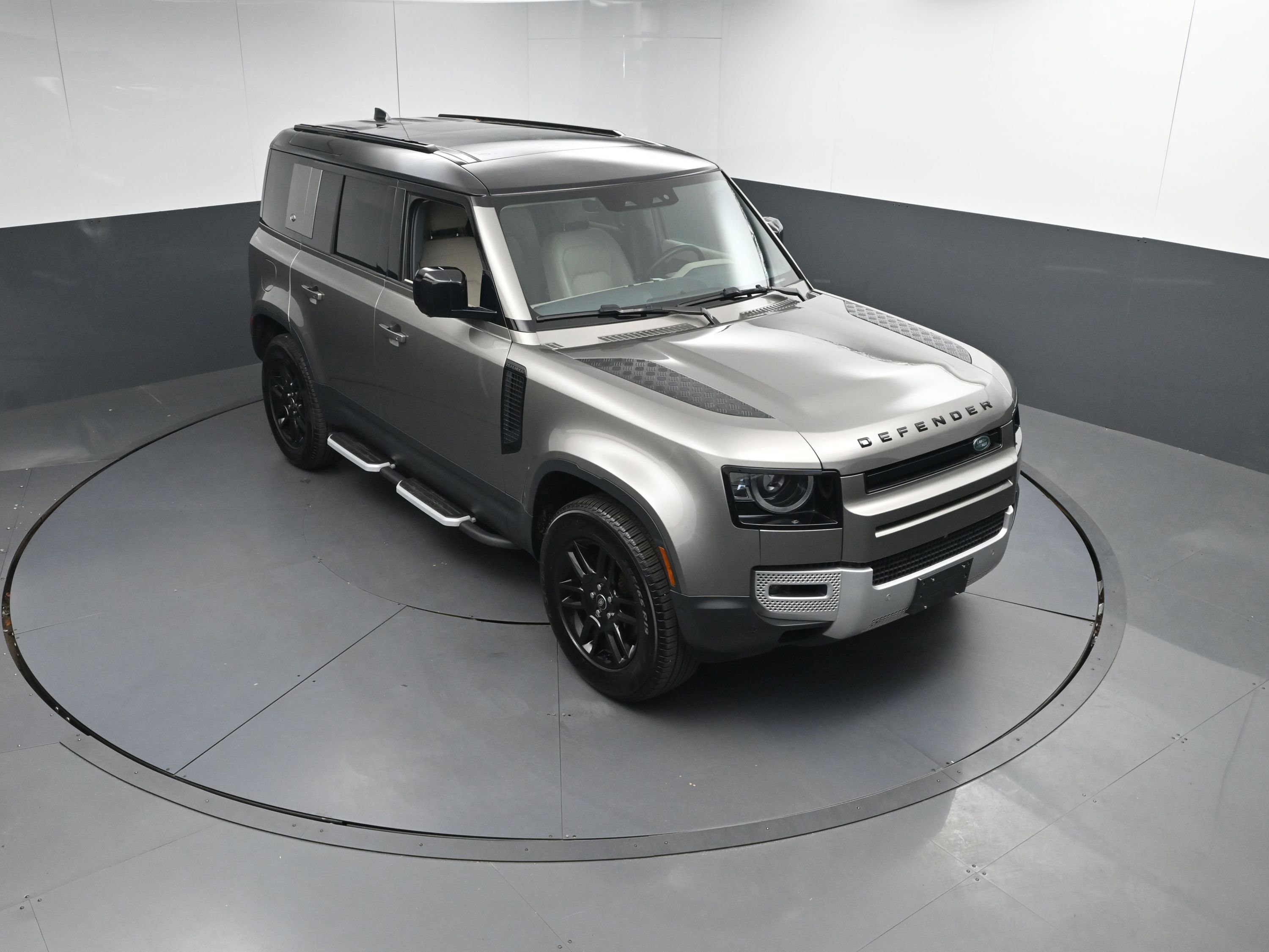 Certified 2023 Land Rover Defender 110 S image 37