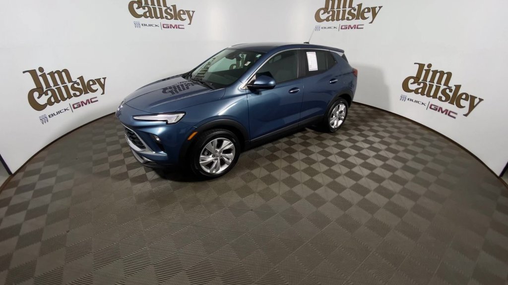 Certified 2024 Buick Encore GX Preferred w/ Comfort Package FWD image 4