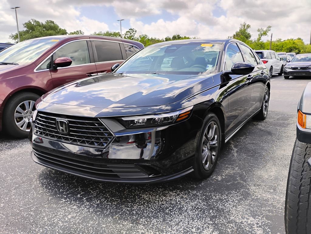 Used 2024 Honda Accord EX image 5