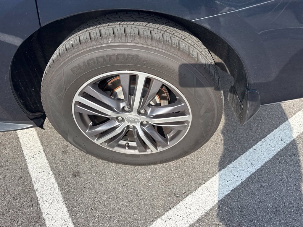 Used 2019 INFINITI QX60 Luxe w/ Essential Package AWD/4WD image 15