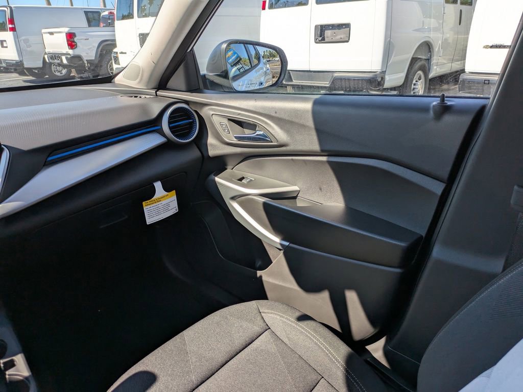 New 2026 Chevrolet Trax LS w/ Driver Confidence Package image 17