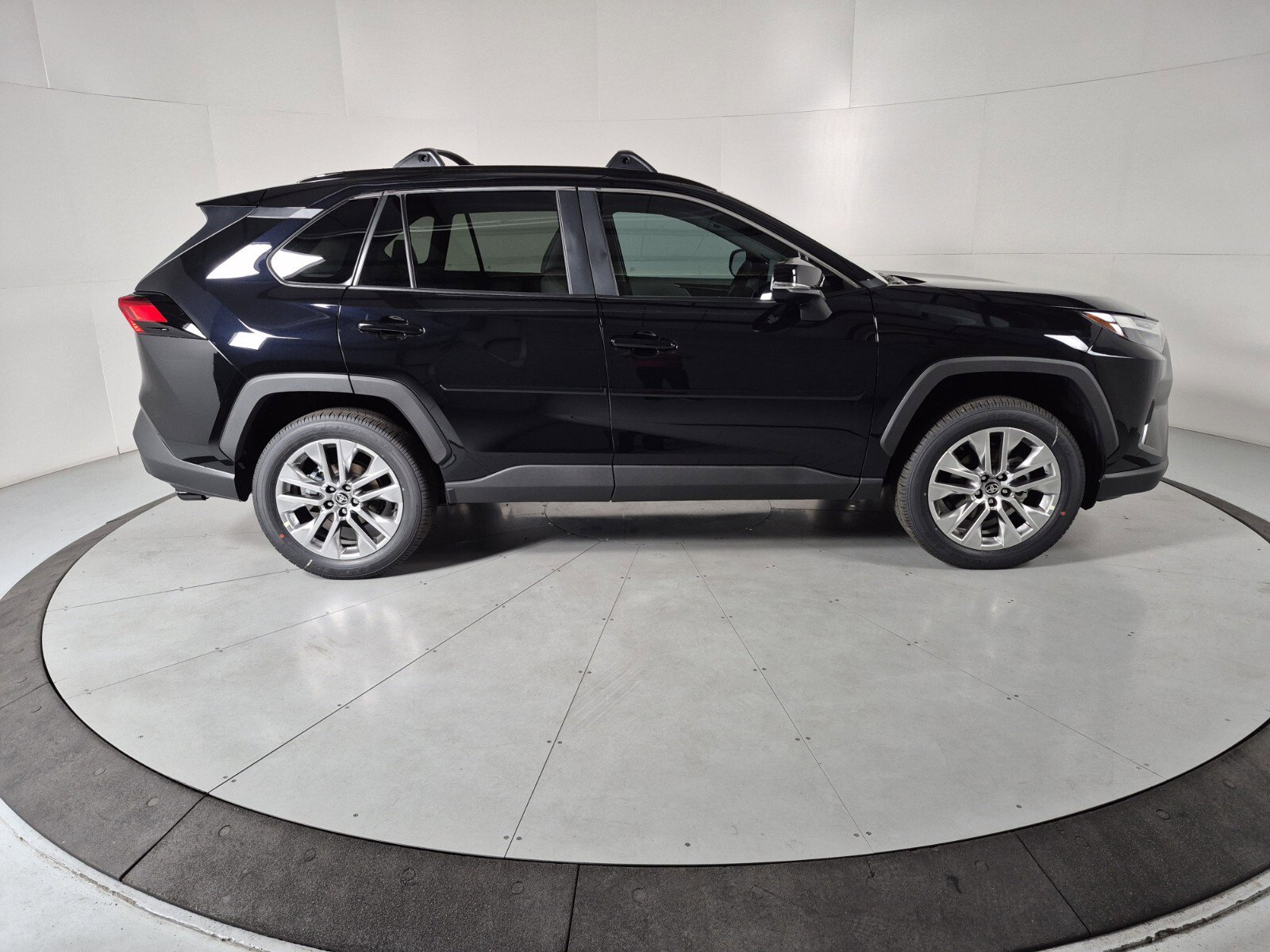 New 2025 Toyota RAV4 XLE Premium image 6