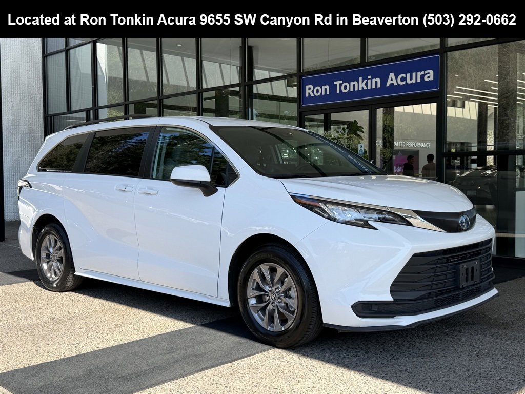 Used 2023 Toyota Sienna LE