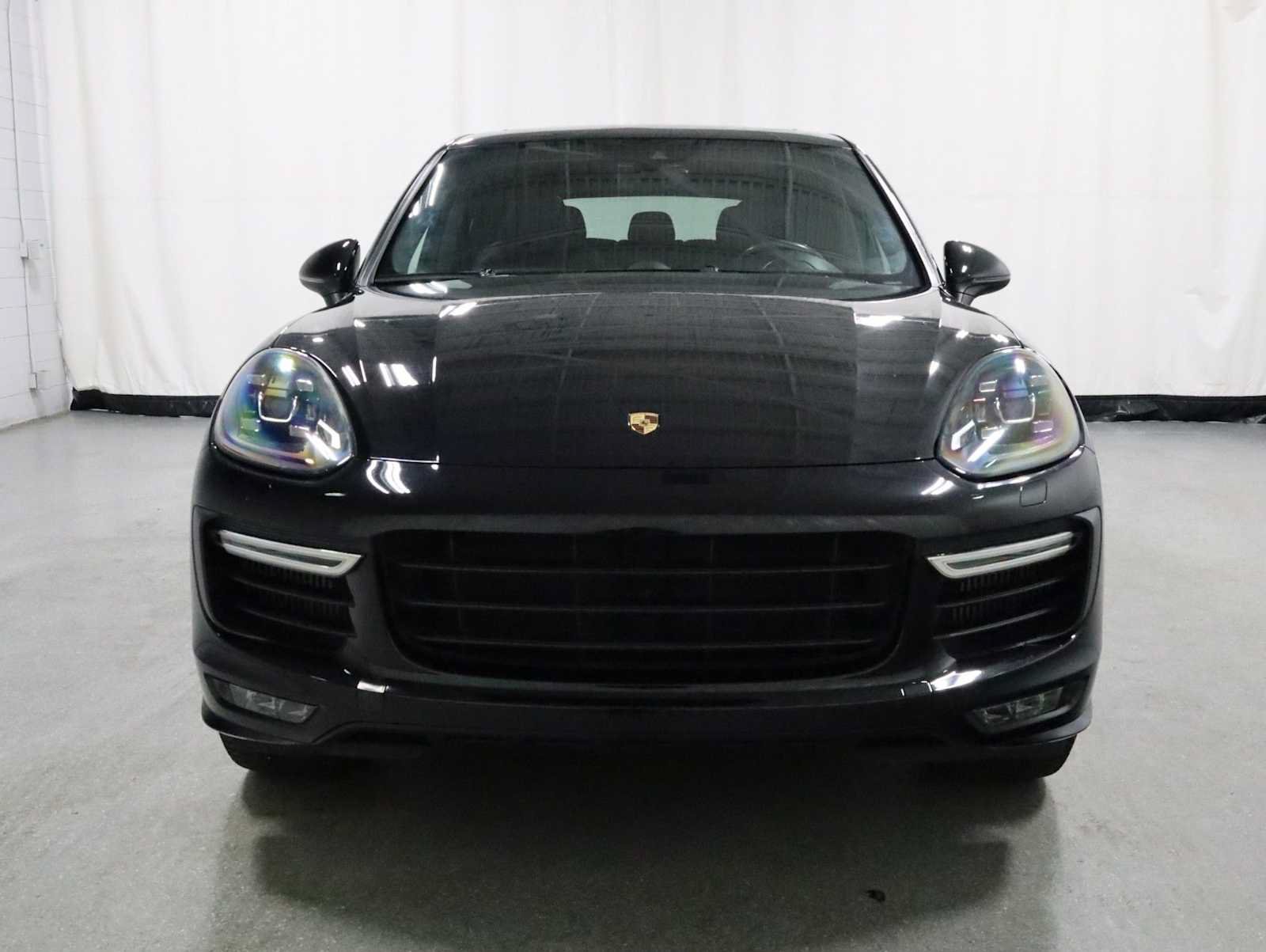 Used 2016 Porsche Cayenne GTS AWD/4WD image 14
