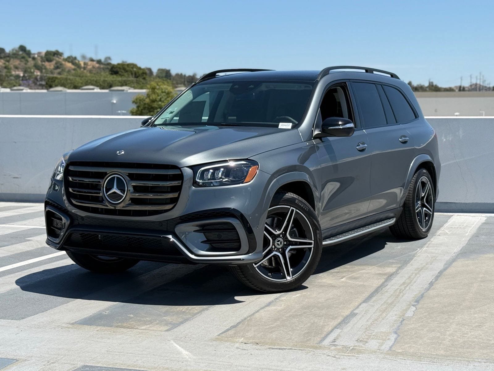New 2026 Mercedes-Benz GLS 450 4MATIC image 2