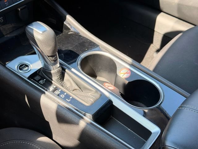 Used 2024 Nissan Altima 2.5 SV FWD image 32