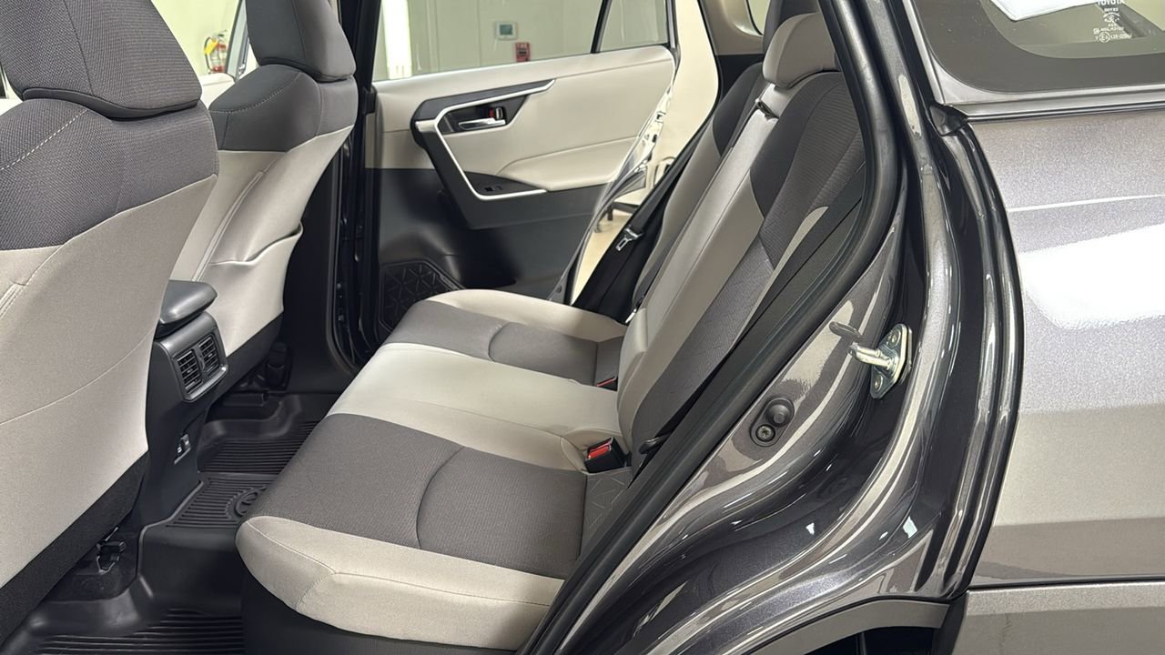 Certified 2025 Toyota RAV4 XLE w/ Convenience Package image 15