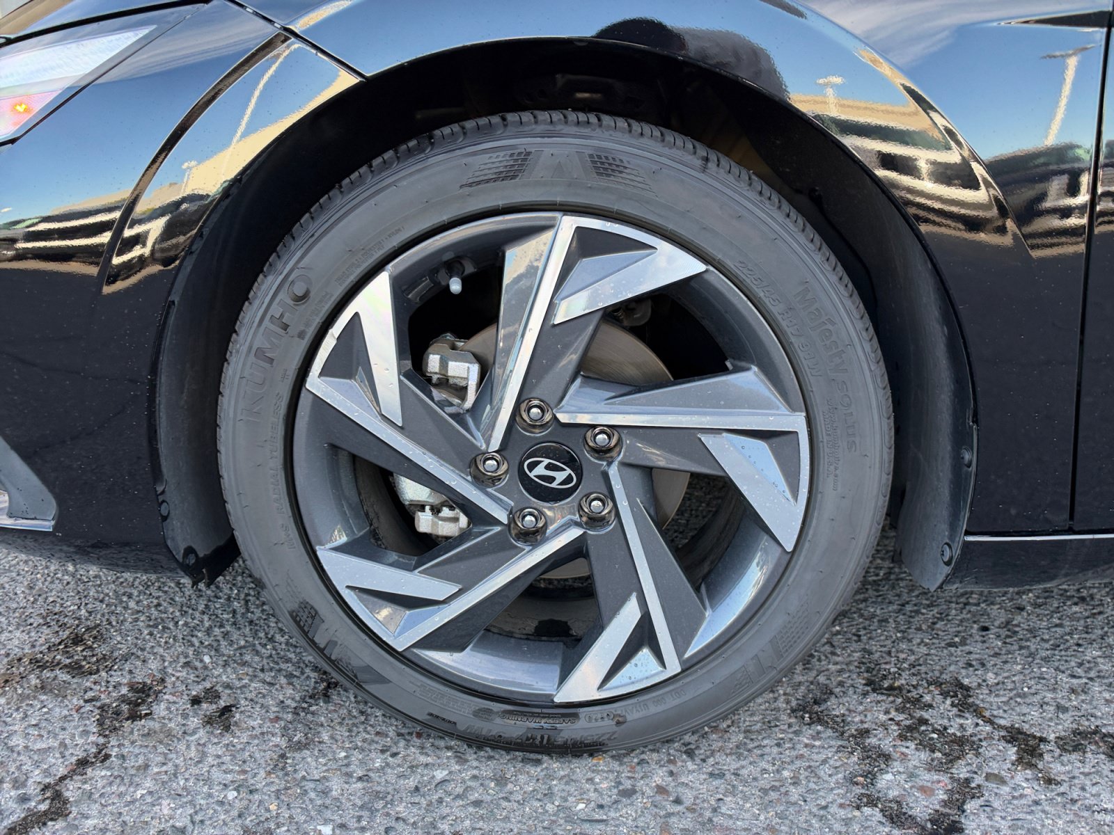 Certified 2025 Hyundai Elantra Sport FWD image 24