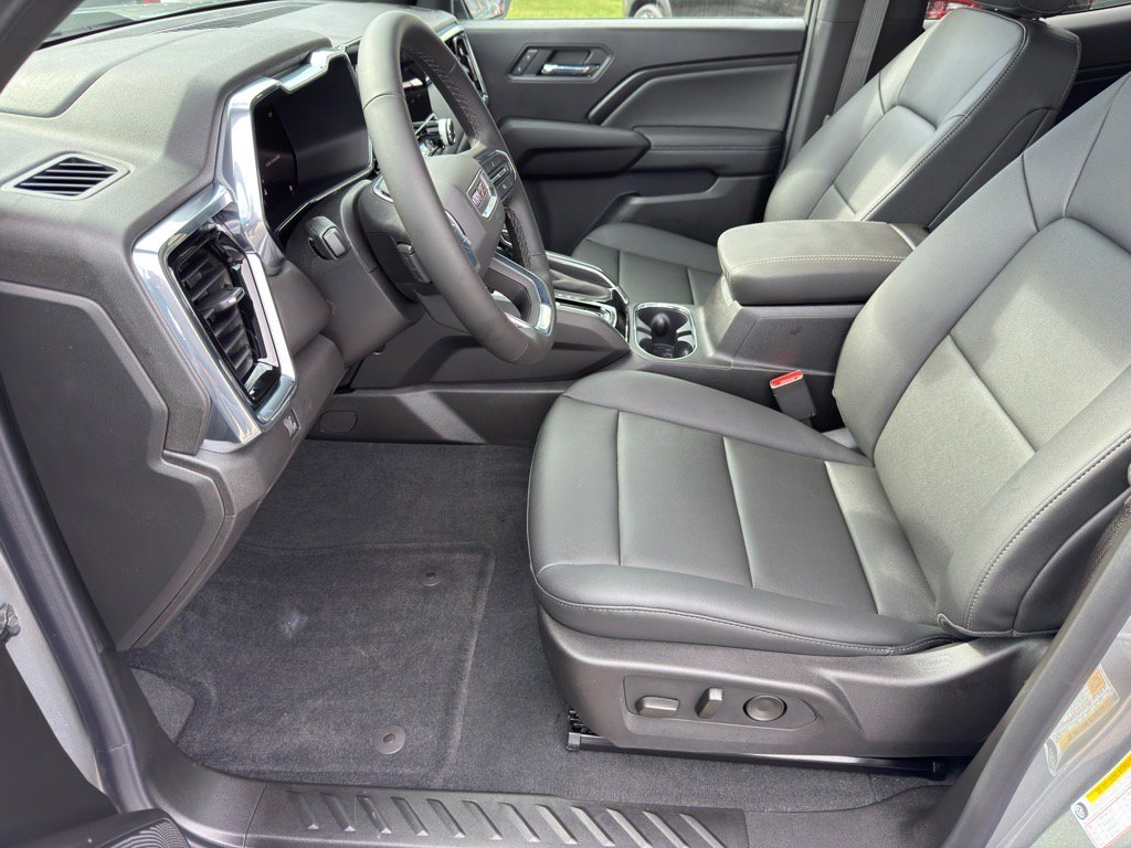 New 2026 GMC Canyon Elevation w/ Convenience Package image 5