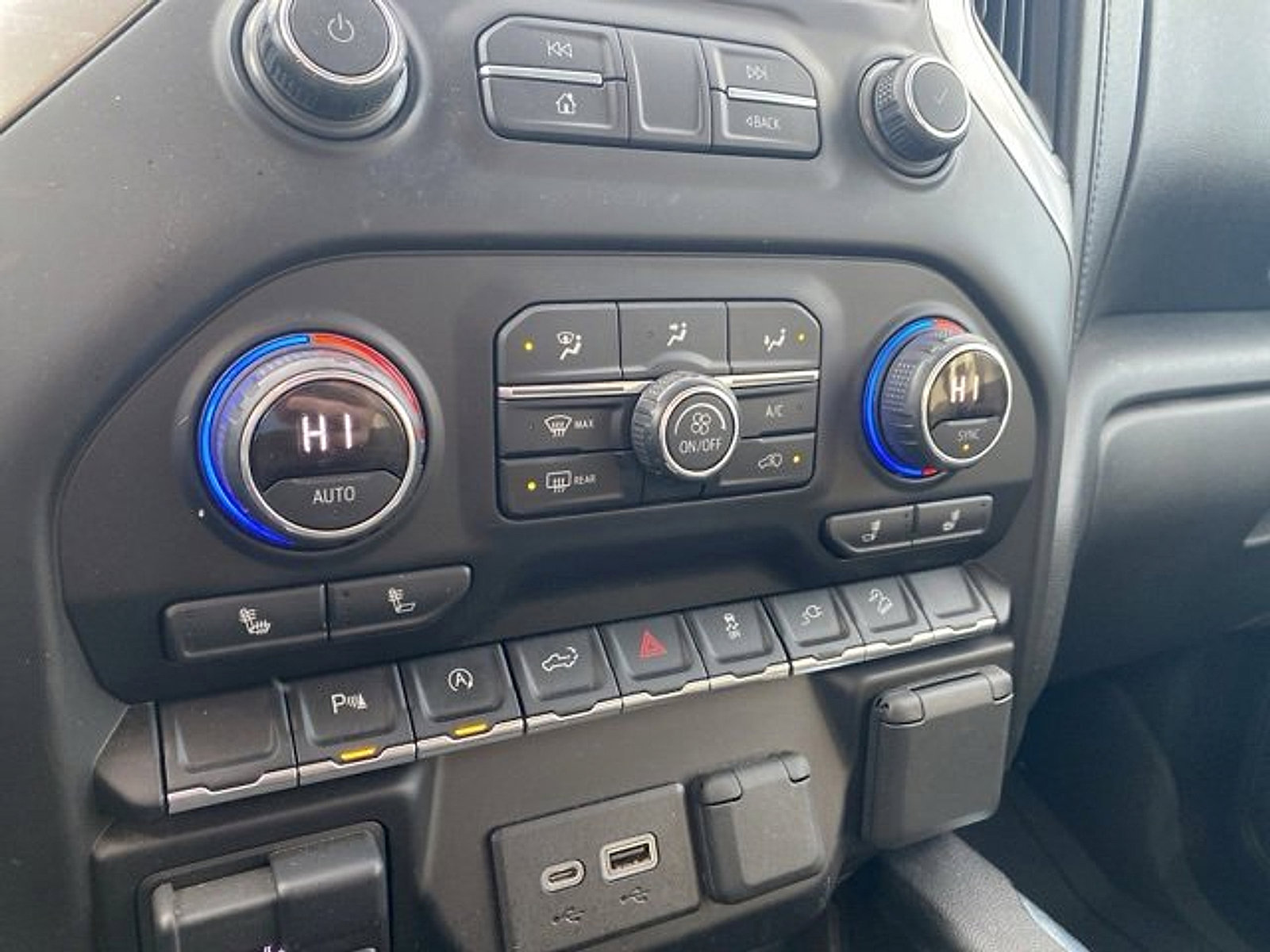 Used 2019 Chevrolet Silverado 1500 LT Trail Boss image 21