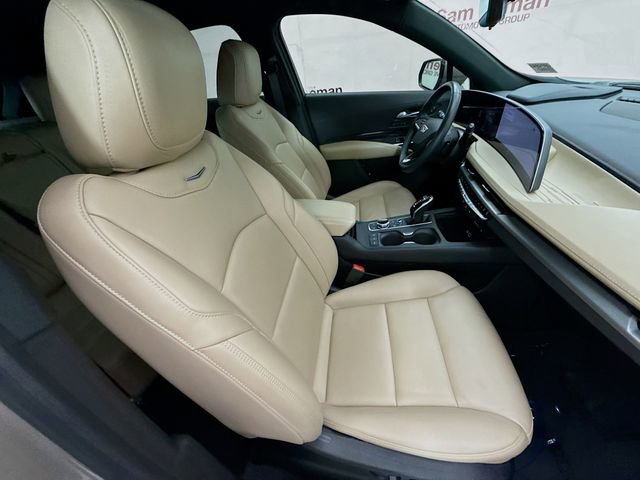 Used 2024 Cadillac XT4 Premium Luxury w/ Technology Package image 30