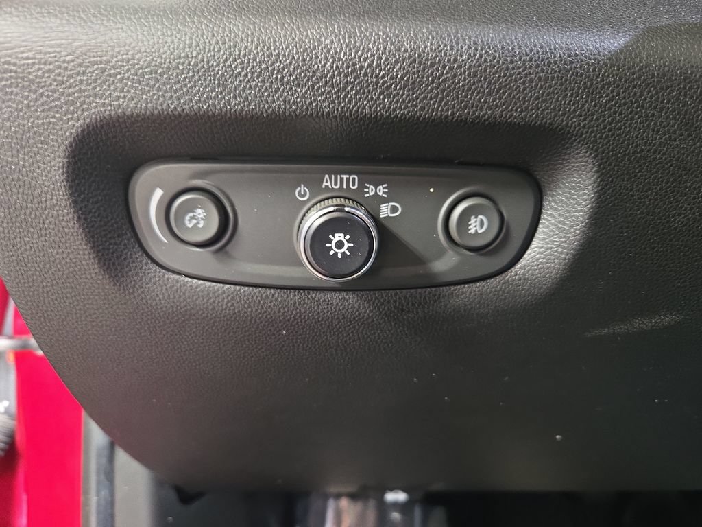 Used 2018 Chevrolet Traverse LT AWD/4WD image 30
