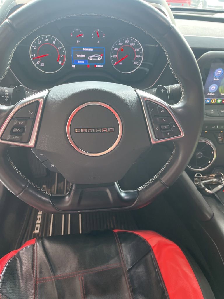 Used 2022 Chevrolet Camaro LT w/ RS Package image 18