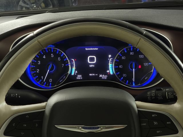Used 2020 Chrysler Pacifica Limited FWD image 28