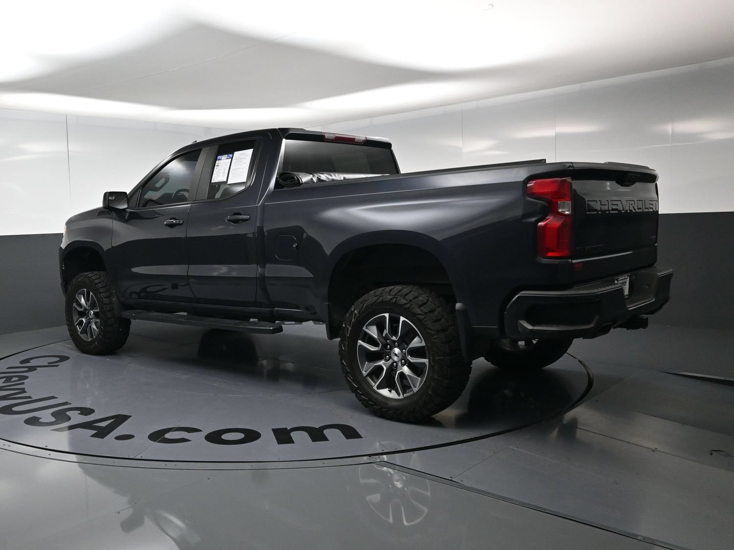 Used 2022 Chevrolet Silverado 1500 RST w/ Z71 Off-Road Package AWD/4WD image 7