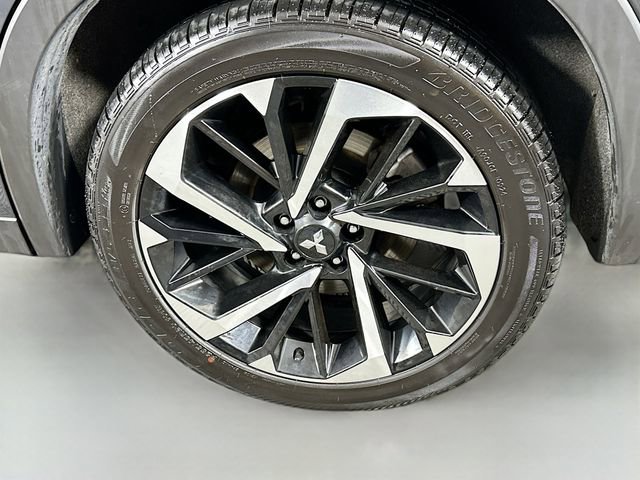 Used 2024 Mitsubishi Outlander SE image 31