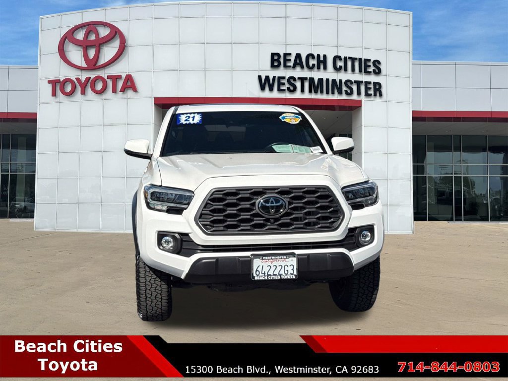 Used 2021 Toyota Tacoma TRD Off-Road w/ TRD Premium Off Road Package AWD/4WD image 3