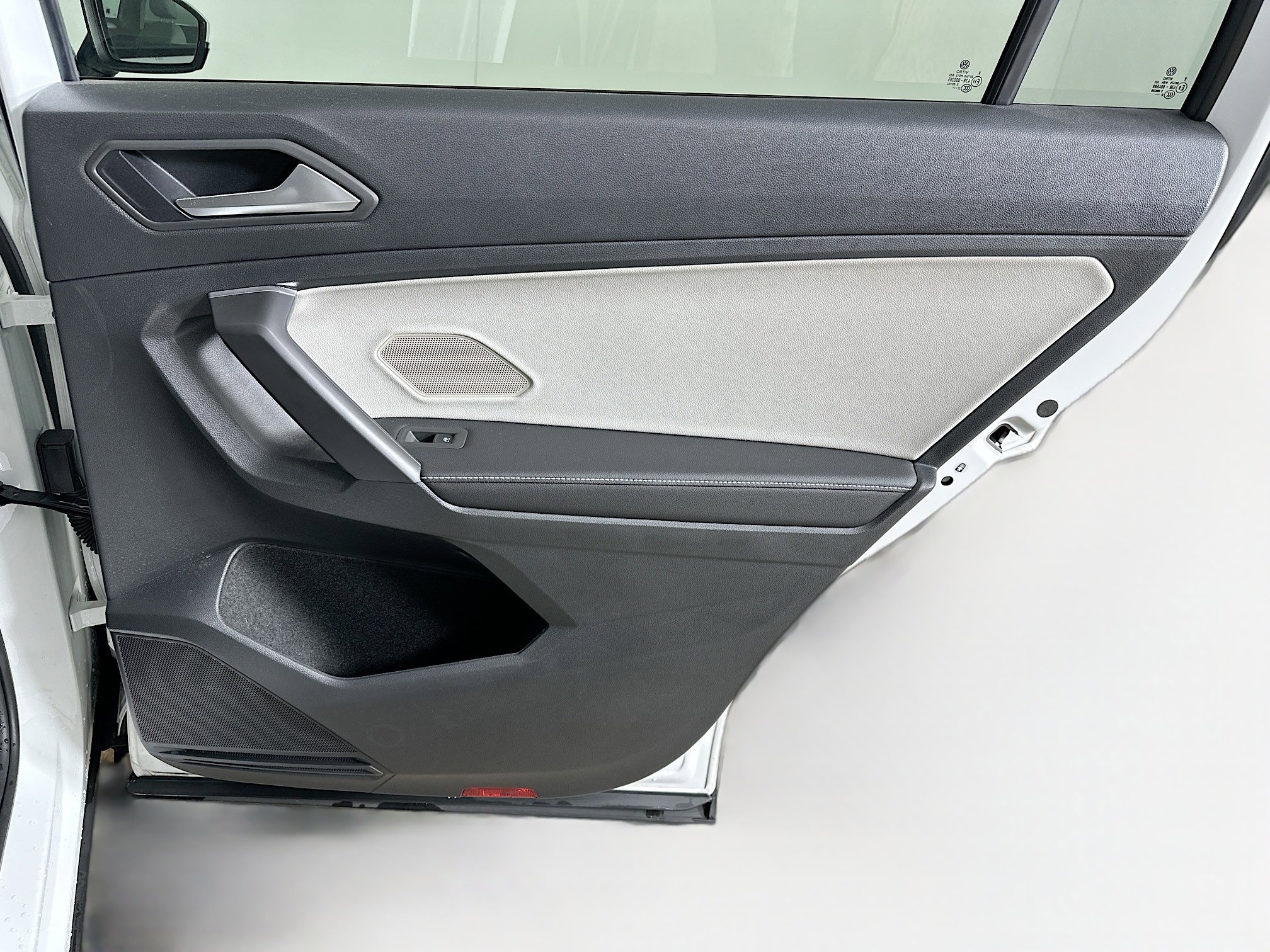 Used 2023 Volkswagen Tiguan S image 29