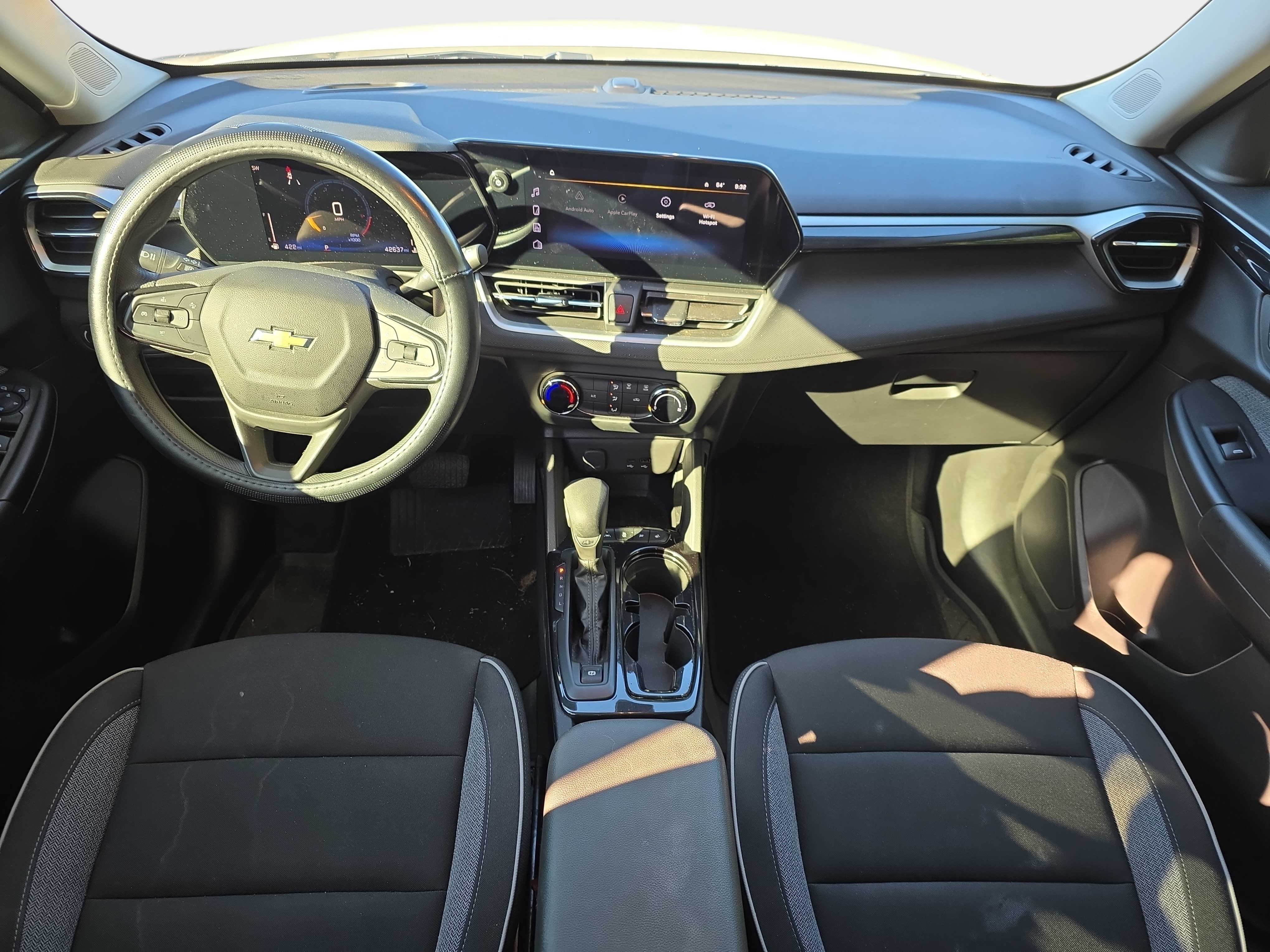 Used 2024 Chevrolet TrailBlazer LS w/ LS Convenience Package FWD image 11