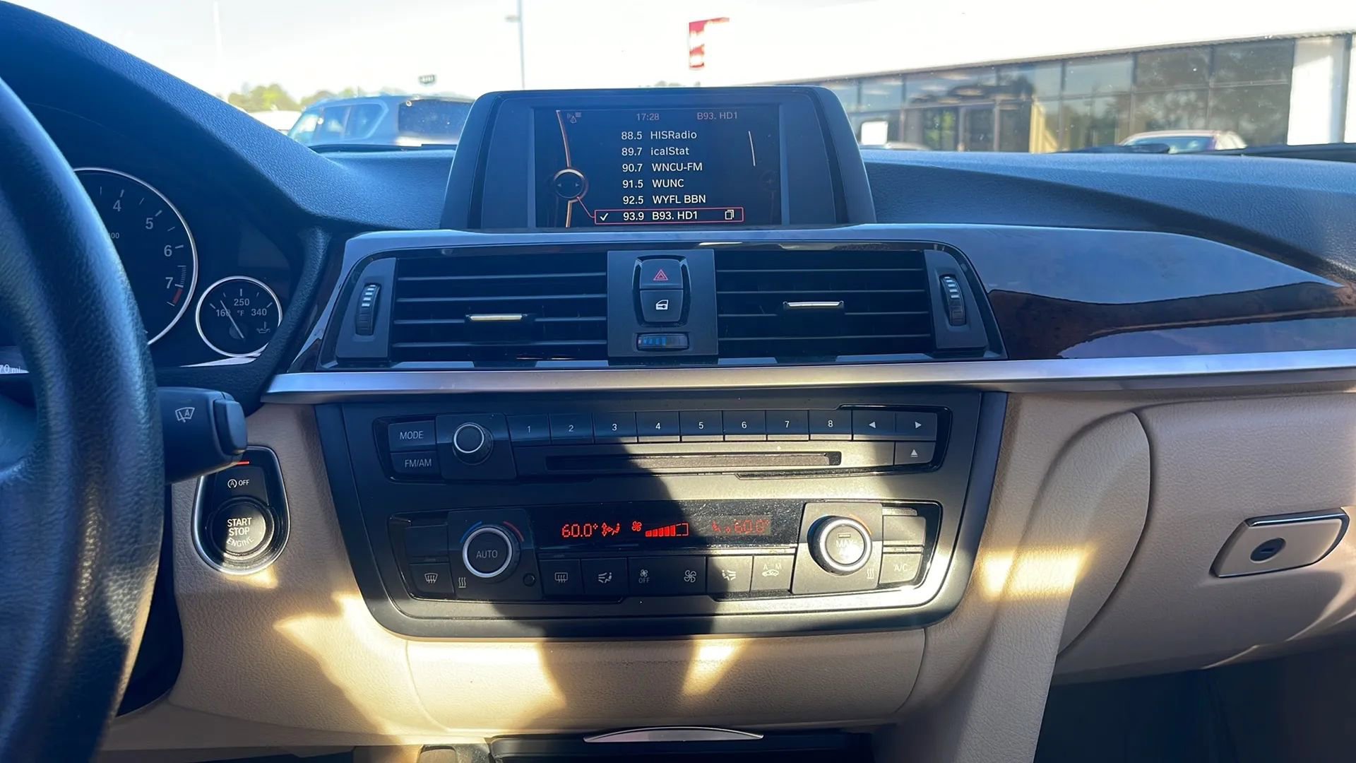 Used 2014 BMW 328i Sedan image 4