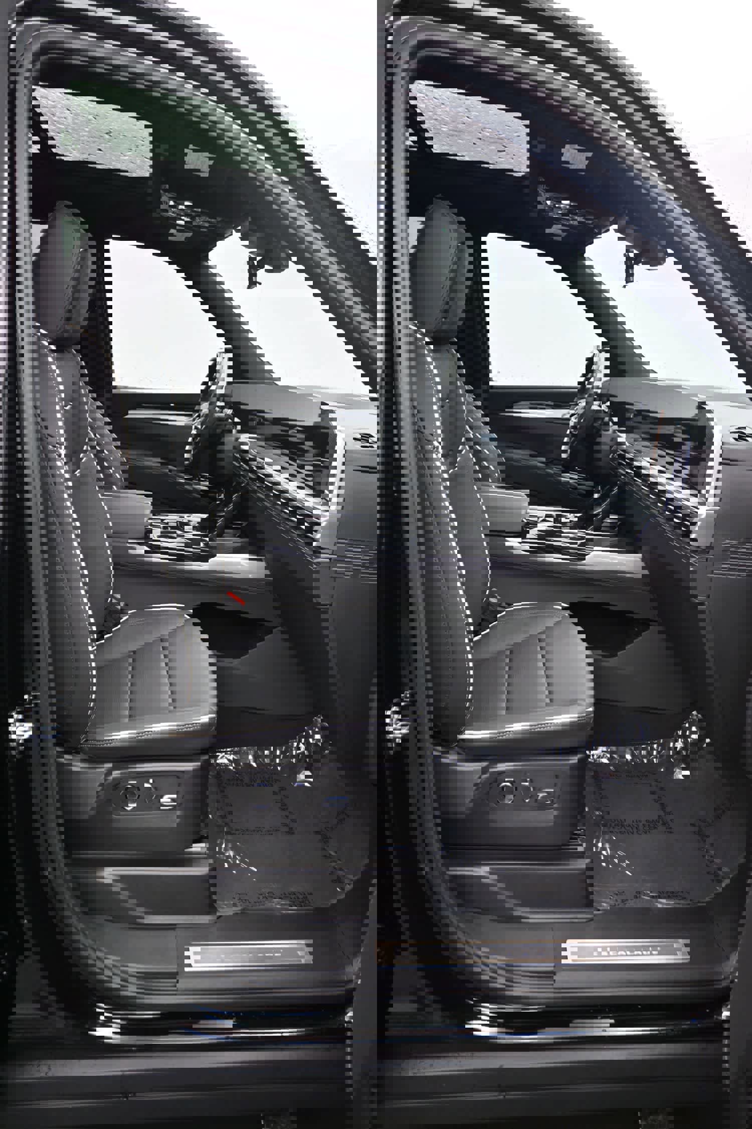 Used 2025 Cadillac Escalade Sport w/ Touring Package image 11