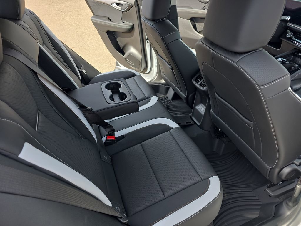 New 2026 Buick Envision Sport Touring image 11