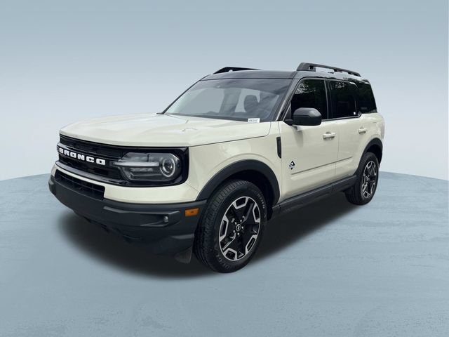 Certified 2024 Ford Bronco Sport Outer Banks AWD/4WD image 9