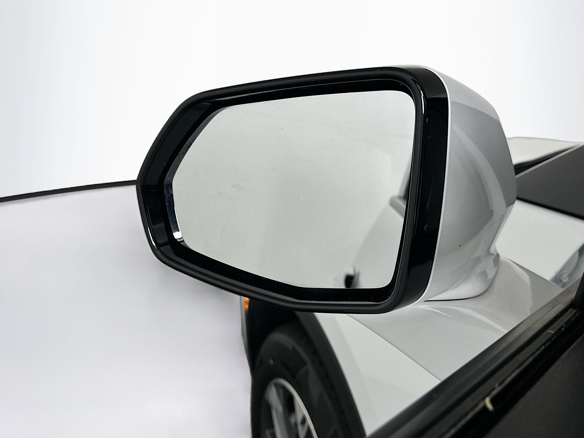 Used 2025 Chevrolet Blazer LT FWD image 16