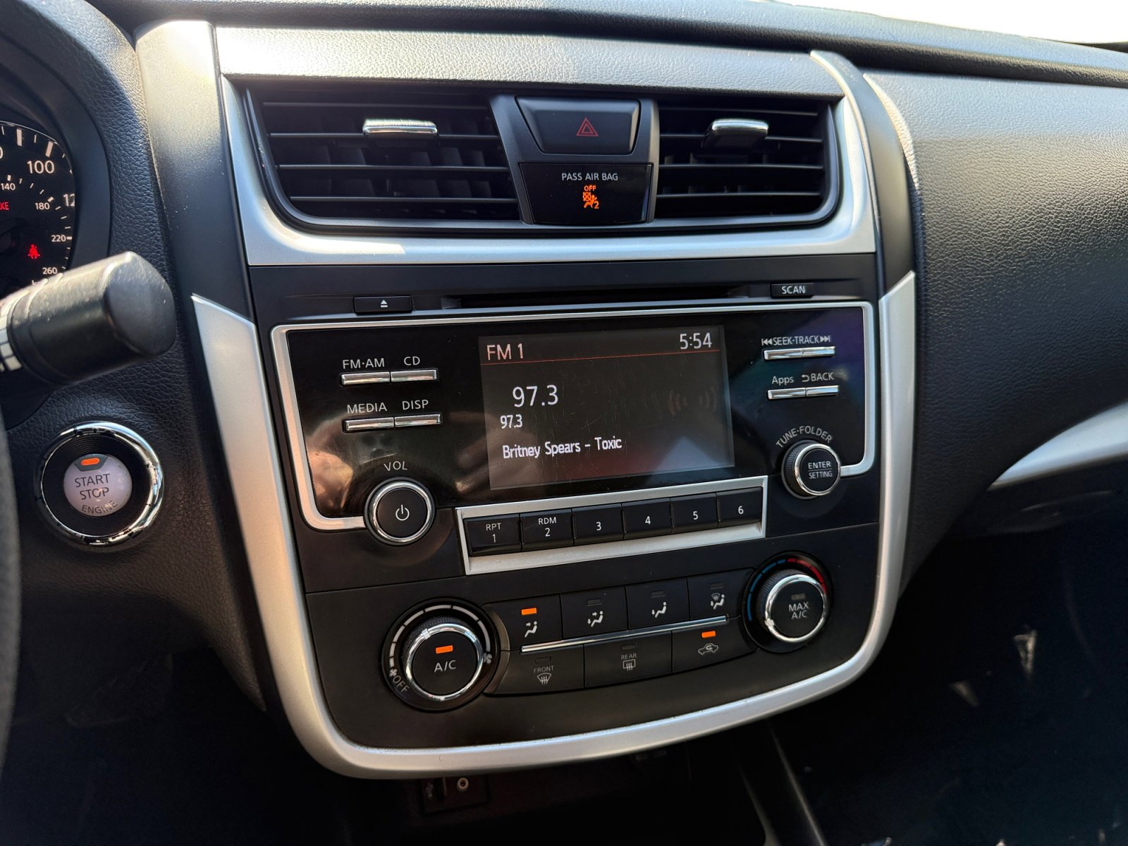 Used 2016 Nissan Altima 2.5 S w/ Power Driver Seat Package FWD image 12