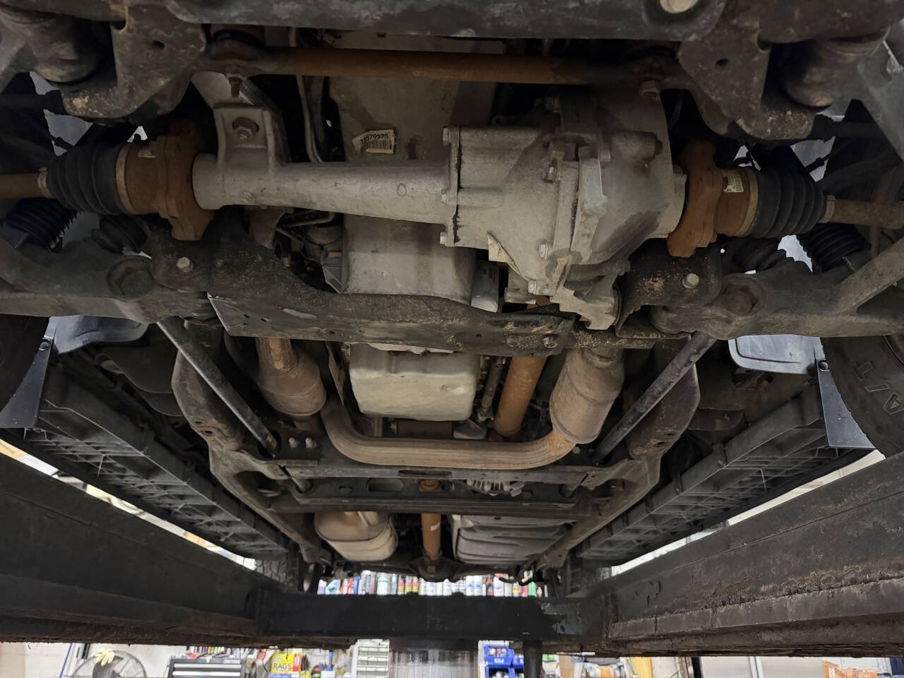 Used 2004 GMC Yukon XL Denali AWD/4WD image 32