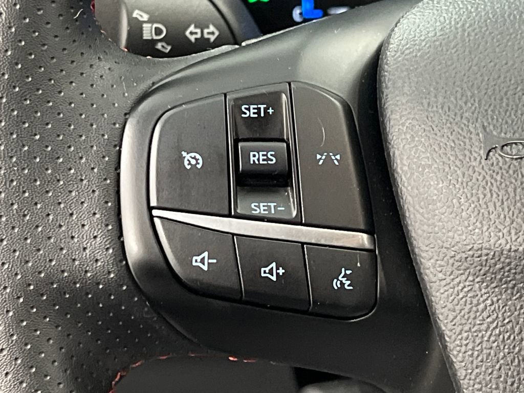 Used 2025 Ford Escape ST-Line image 37