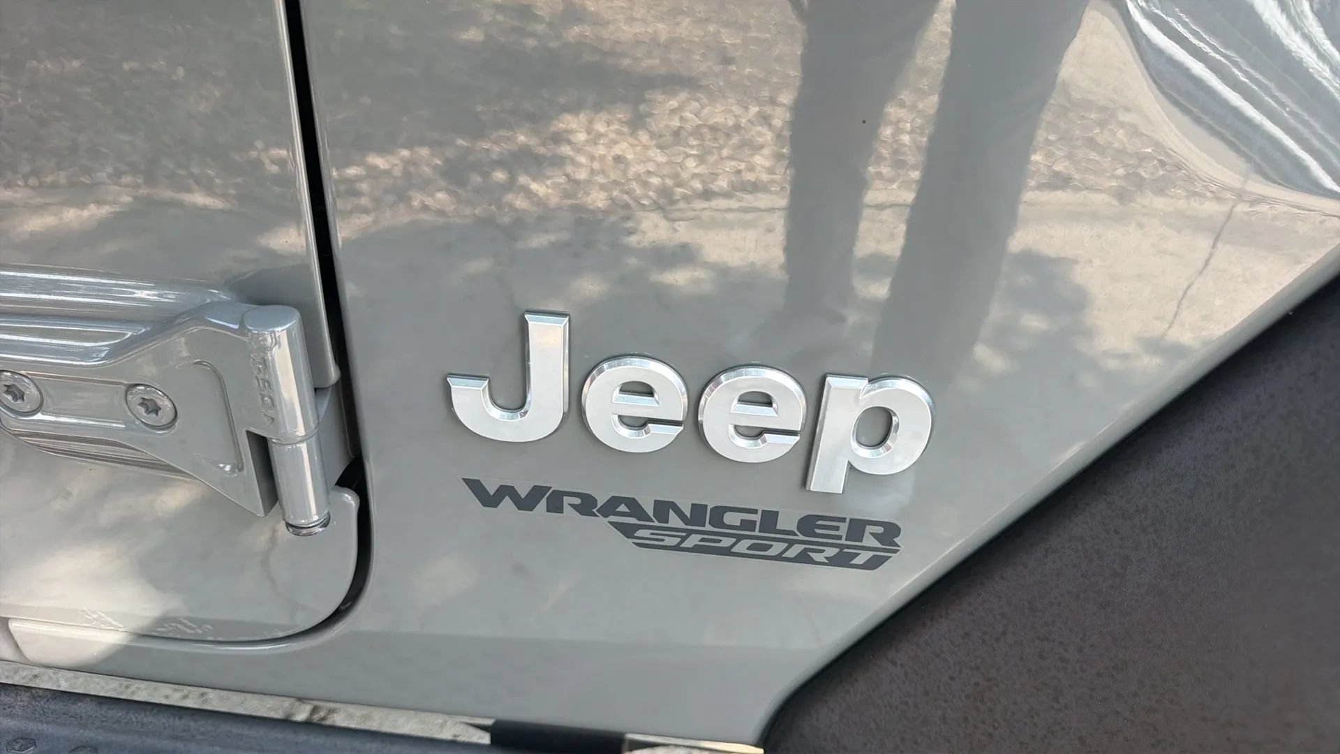 Used 2020 Jeep Wrangler Sport AWD/4WD image 29