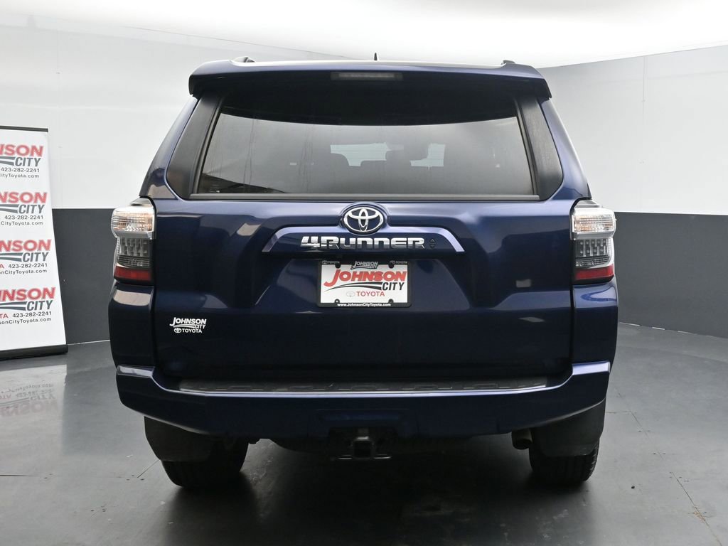 Used 2024 Toyota 4Runner SR5 AWD/4WD image 8