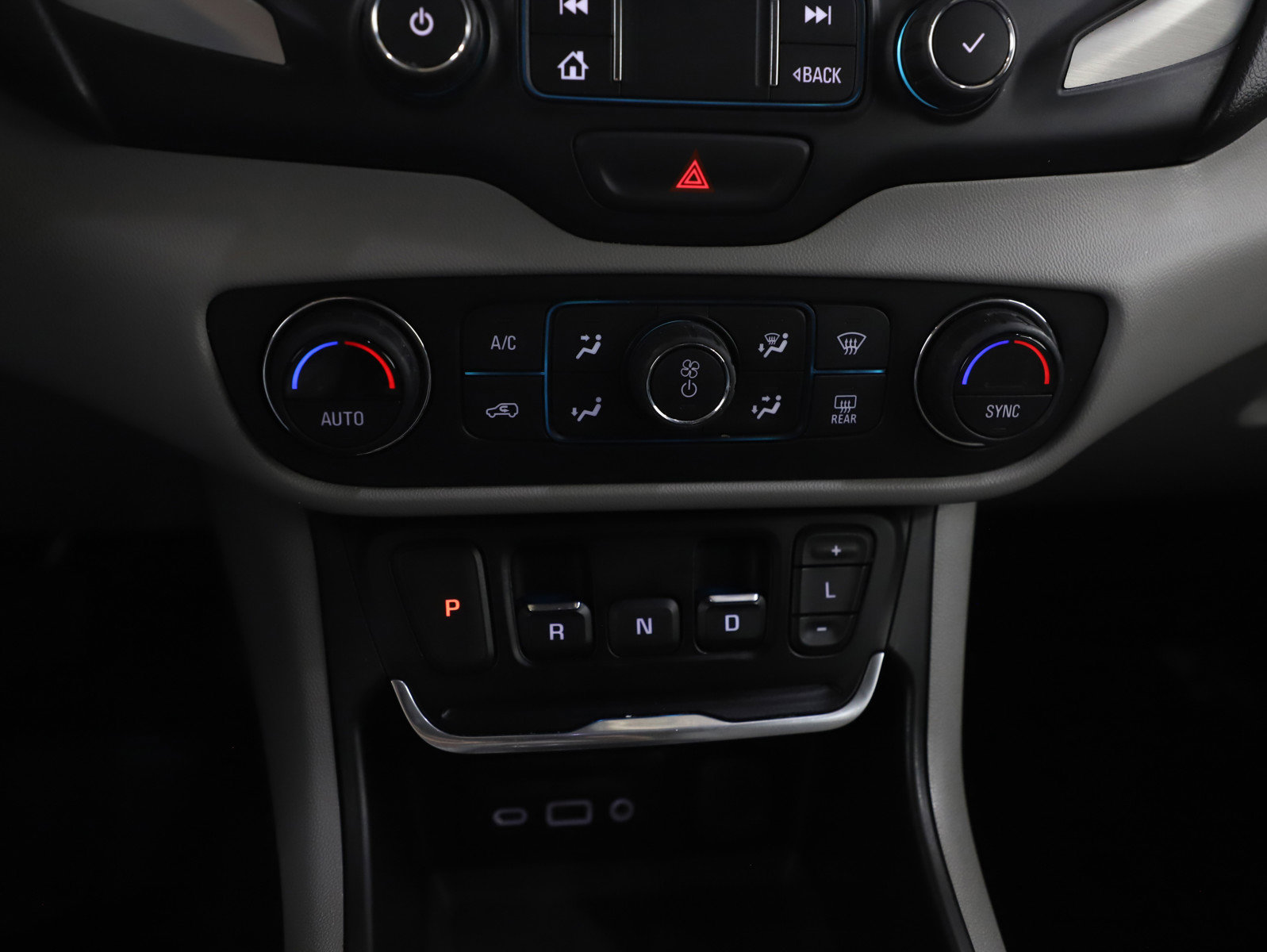 Used 2020 GMC Terrain SLT FWD image 22