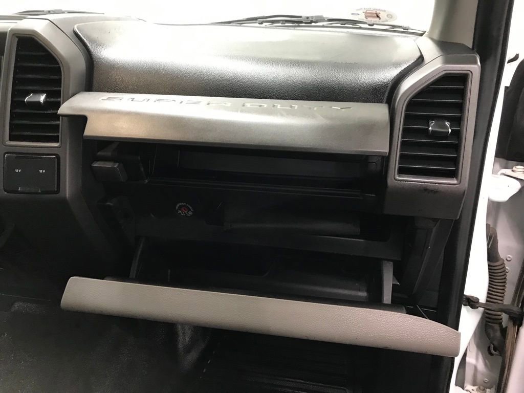 Used 2020 Ford F250 XL w/ Power Equipment Group image 32