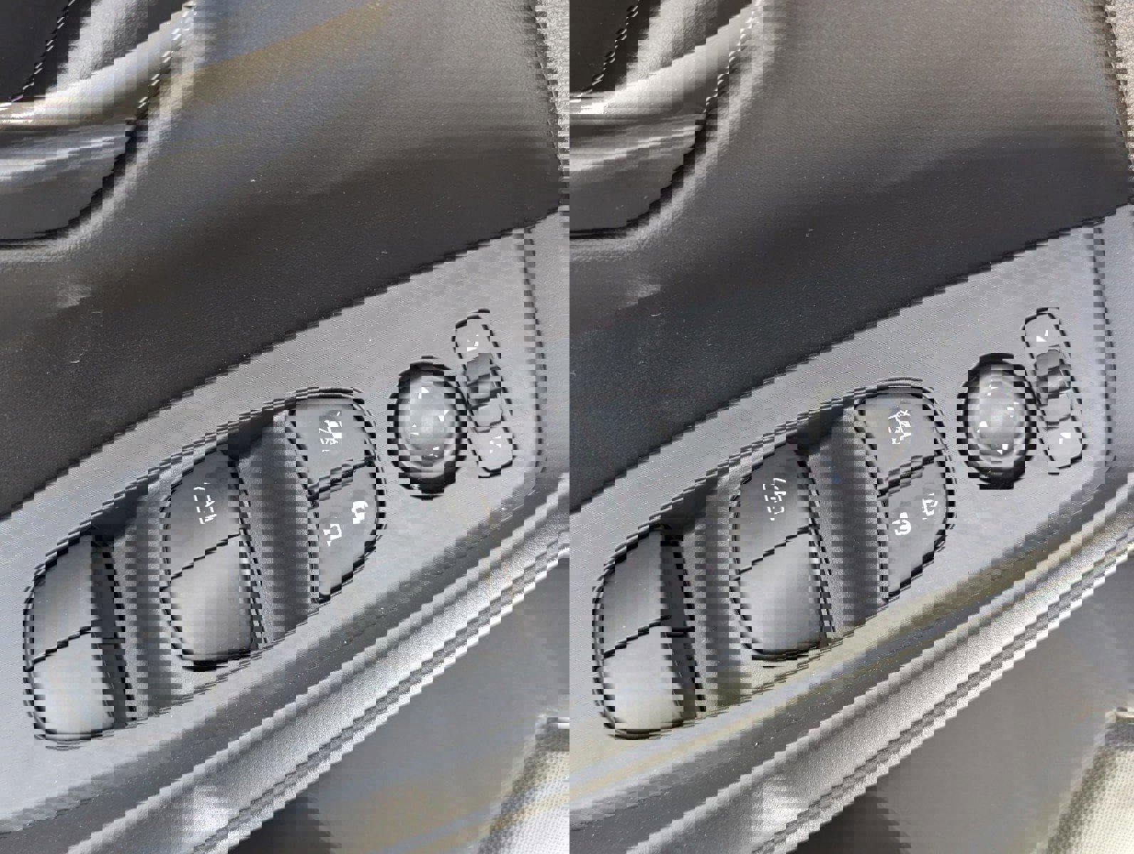 New 2025 Nissan Sentra S image 15
