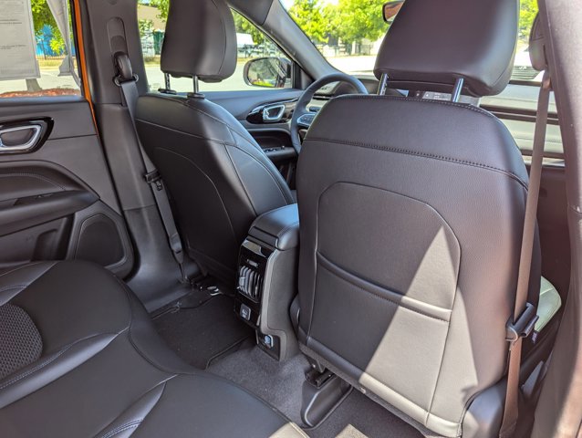 New 2026 Jeep Compass Latitude AWD/4WD image 28