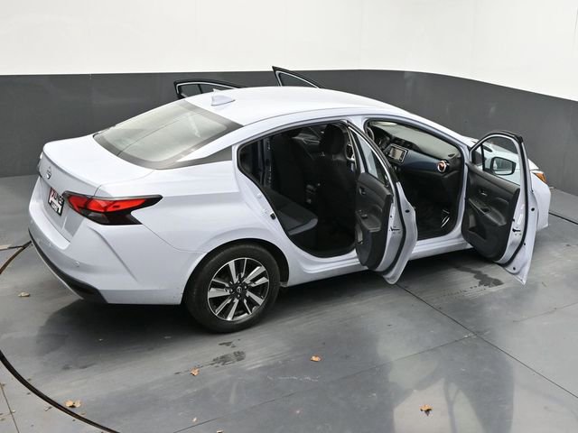 Used 2025 Nissan Versa SV image 62