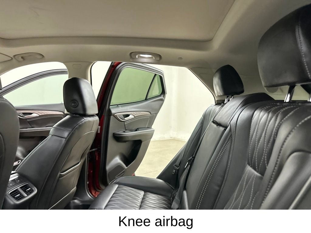 Used 2023 Buick Envision Avenir AWD/4WD image 33