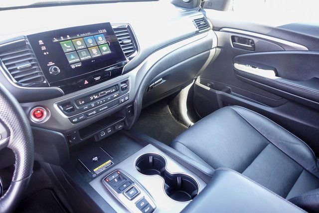 Used 2024 Honda Passport EX-L image 25